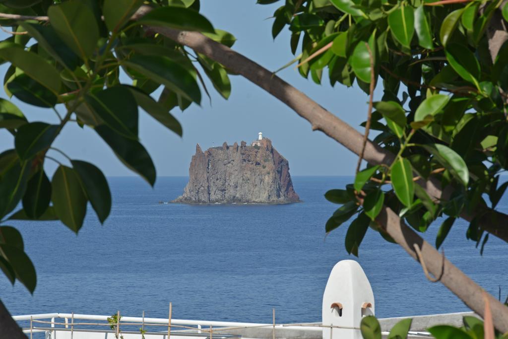 Aparthotel Il Gabbiano Relais In Stromboli Exterior foto