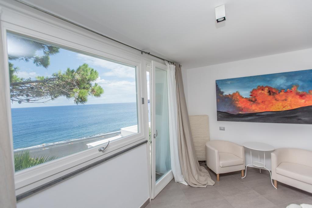 Aparthotel Il Gabbiano Relais In Stromboli Zimmer foto