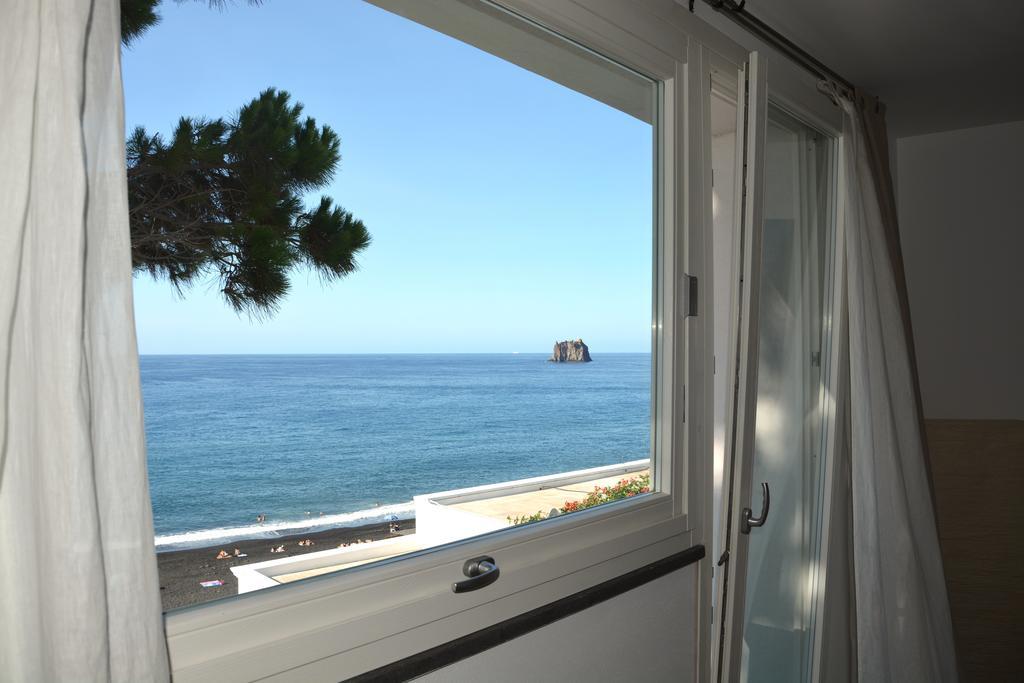Aparthotel Il Gabbiano Relais In Stromboli Zimmer foto