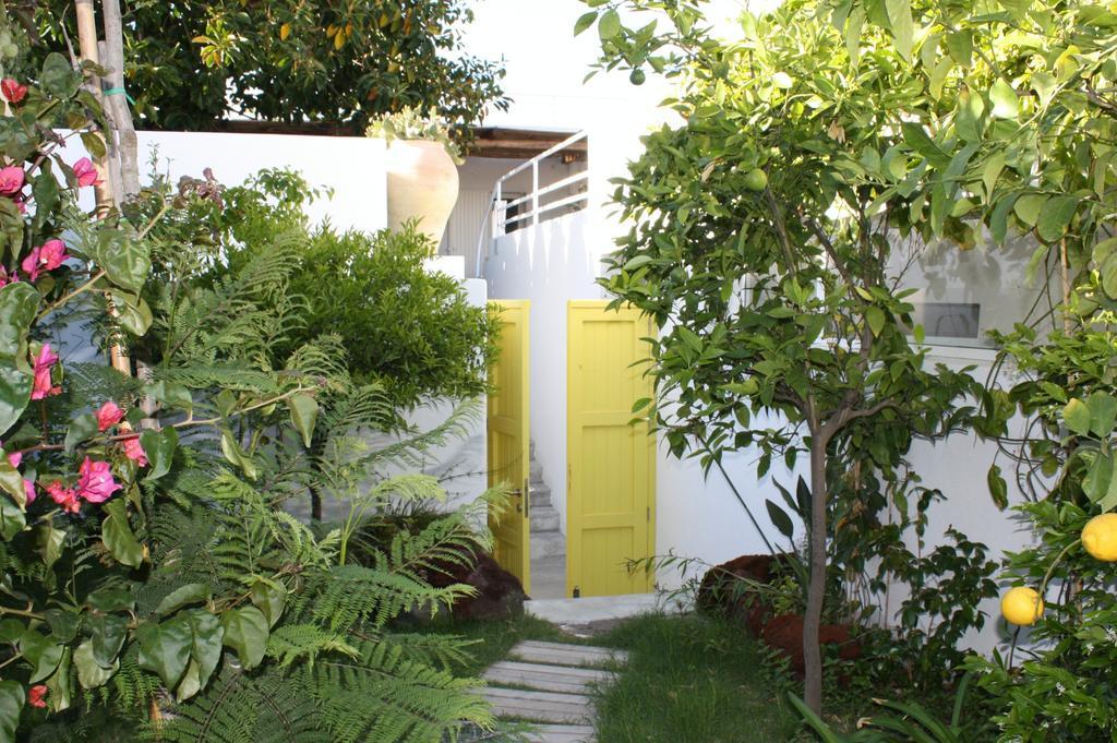 Aparthotel Il Gabbiano Relais In Stromboli Zimmer foto