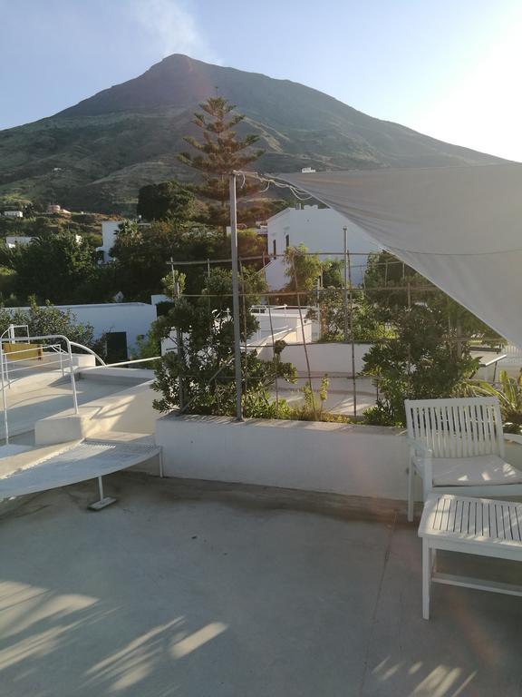 Aparthotel Il Gabbiano Relais In Stromboli Exterior foto