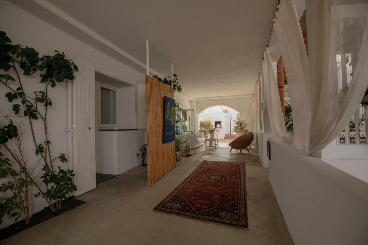 Aparthotel Il Gabbiano Relais In Stromboli Exterior foto